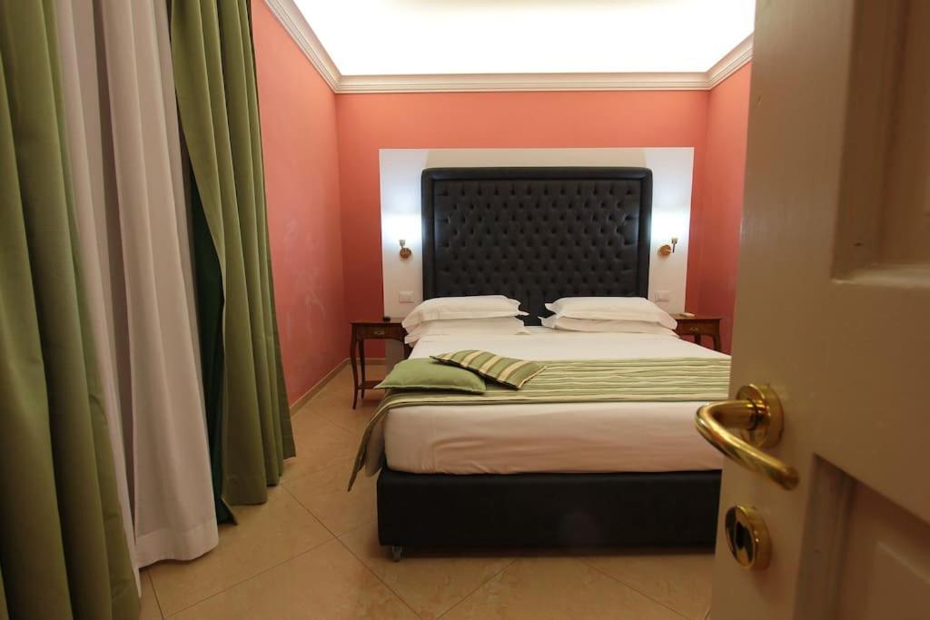 41 Nazionale Suite 41 Rome Buitenkant foto